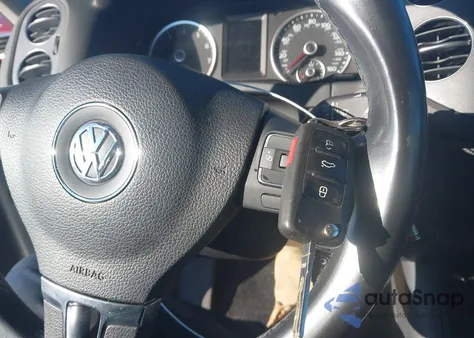 2014 Volkswagen Tiguan Se from USA, damaged, VIN WVGAV3AX5EW552502